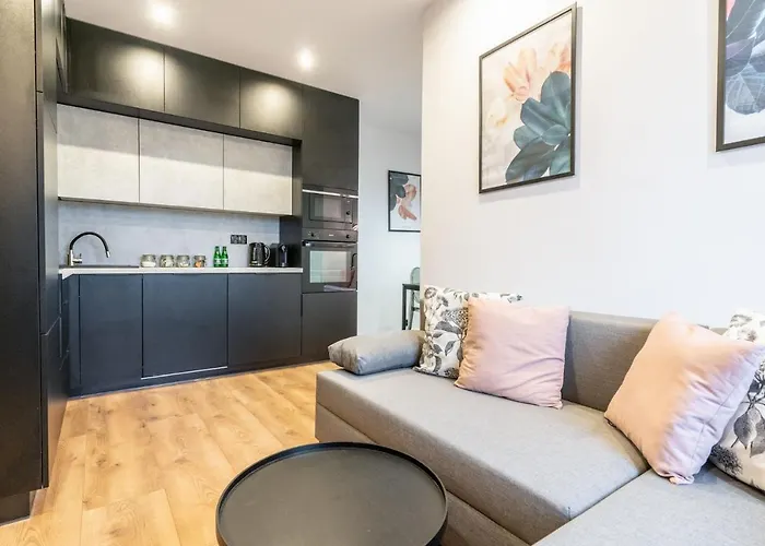 Krolowa Luiza * זברזה