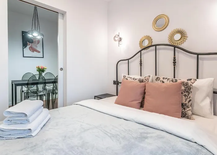 Krolowa Luiza * זברזה